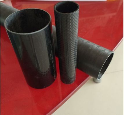 1.5&quot; 1 2&quot; आईडी/ओडी अनुकूलित उच्च तापमान कार्बन फाइबर ट्यूब 1000mm 500mm 330mm लंबाई में